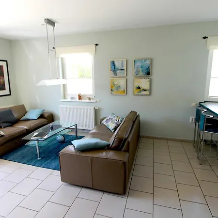 Leuchtturmstrasse Haus 27, Nur 150 M Vom Entfernt *